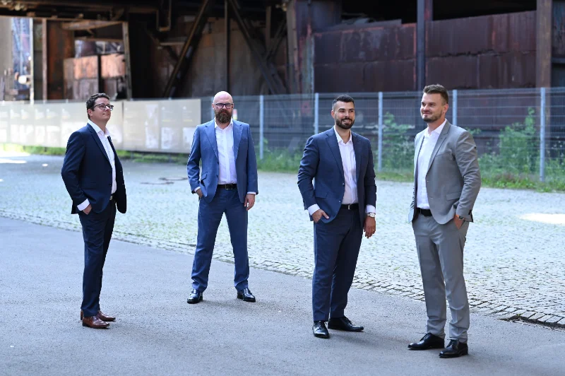 Tým VyššíDůchod.cz – odborníci na státní důchody a finanční plánování